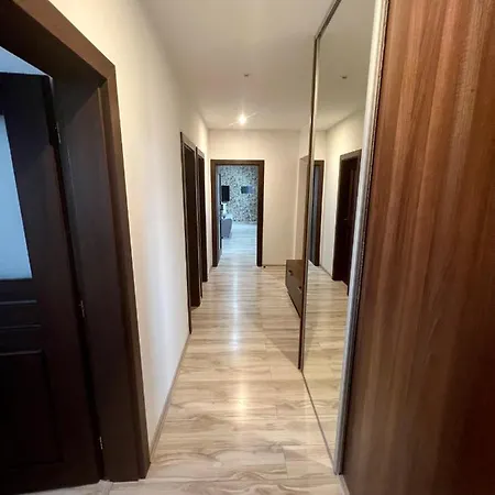 Apartman De Lux 85m2 Apartamento Bojnice